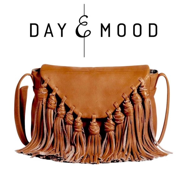 DAY & MOOD Lee Crossbody - Picture 2 of 12